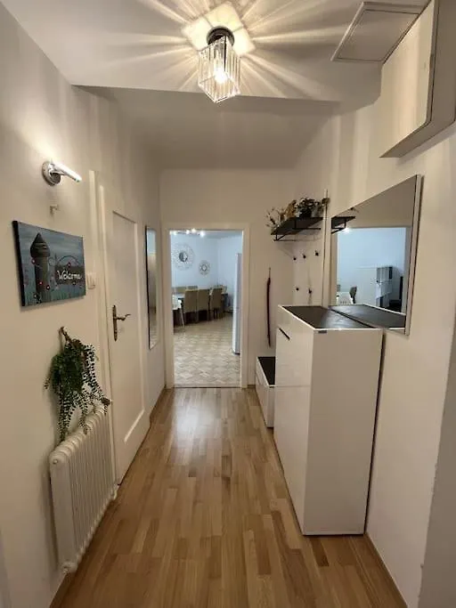 Lägenhet *Luxurious And Spacious Family Apartment* Wien Österrike
