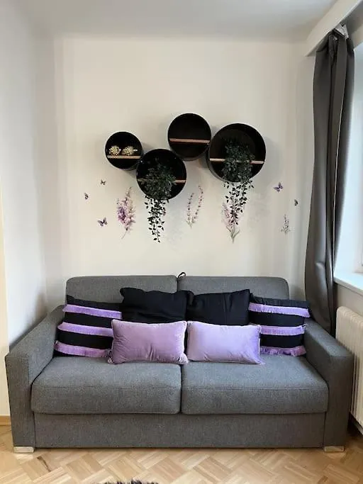 *Luxurious And Spacious Family Apartment* Wien Lägenhet